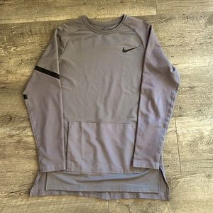 Nike DriFit Men’s Medium